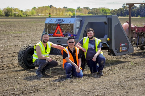 Aspargus harvester researchers and Dr Hin Lim web